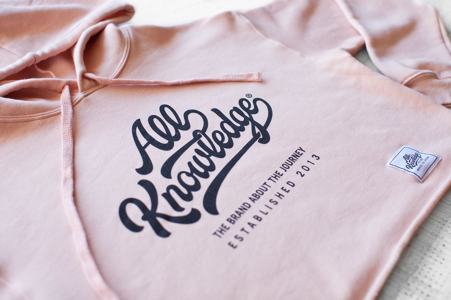 AK Script Cropped Hoodie